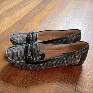 Life Stride Plaid Flats